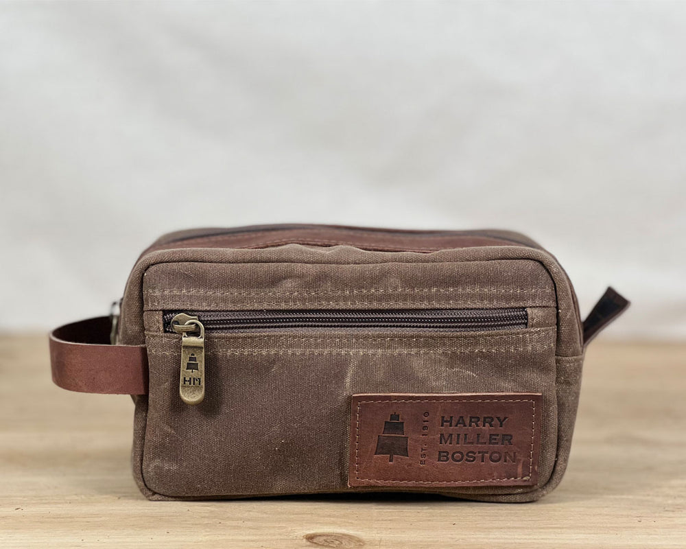 DARTMOUTH TOILETRY BAG